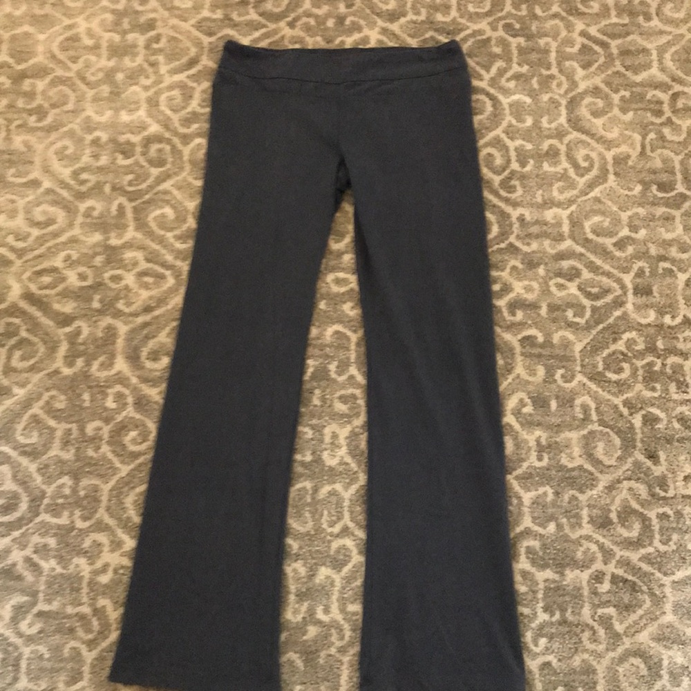 Grey leggings full length